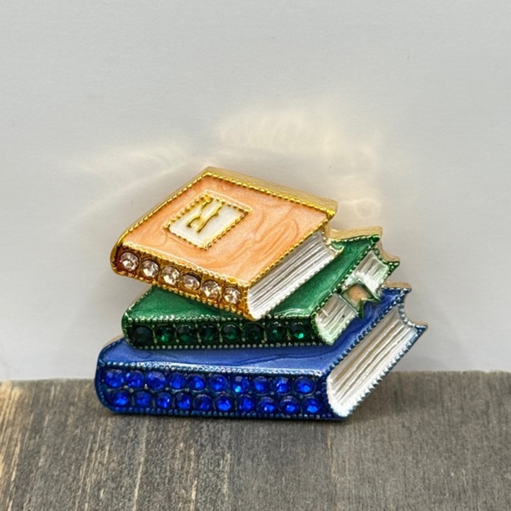 🌻 3/$25 Colorful Book Stack Brooch